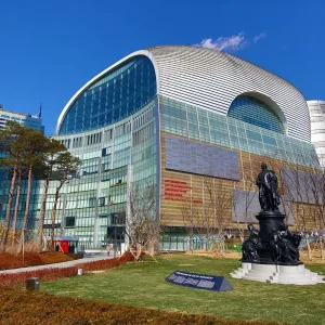 Lotte World Shopping Mall in Jamsil, Seoul, Korea