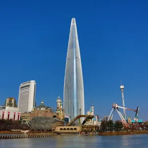 Lotte World Tower skyscraper and theme park in Jamsil, Seoul, Korea