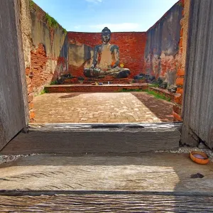 Ruins of Wat Wora Chet Tha Ram Temple, Ayutthaya, Thailand