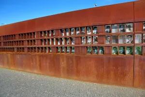 Memorial: Berlin Wall Memorial, Berlin, Germany
