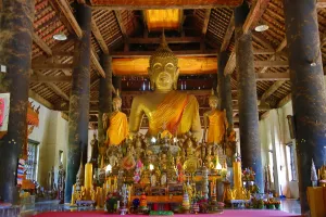 Luang Prabang, Laos: Buddha Statue at Vat Visoun (aka Wat Wisunalat) Temple, Luang Prabang, Laos