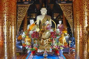 Chiang Mai: Buddha statues in Wat Inthakhin Sadue Muang Temple in Chiang Mai, Thailand