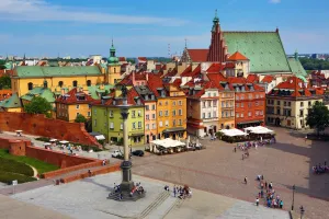 Warsaw: Castle Square with Sigismunds (Zygmund s) Column and St. Johns Cathedral in Warsaw, Poland