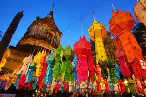 Chiang: Chedi and colourful lanterns at Wat Lok Molee Temple in Chiang Mai, Thailand