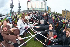 MCM London Comic Con: The dark side and the light side of the force take part in a huge Star Wars light