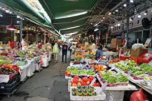 Prints of Fresh fruit on sale in Yau Ma Tei fruit market in Yau Ma Tei, Kowloon, Hong Kong, China Hong Kong Images: Fresh fruit on sale in Yau Ma Tei fruit market in Yau Ma Tei, Kowloon, Hong Kong, China