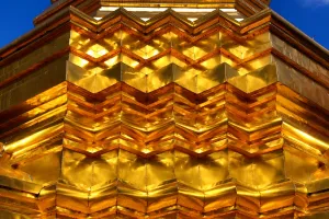 Chiang: Gold Chedi at Wat Phan On Temple in Chiang Mai, Thailand
