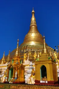 Rangoon: Gold stupa and spires at the Shwedagon Pagoda, Yangon, Myanmar