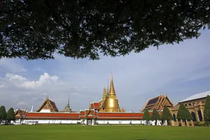 Emerald: Grand Palace Complex, Wat Phra Kaew, Bangkok, Thailand