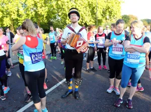 Hammersmith Morris Men dance the Royal Parks Half Marathon in London