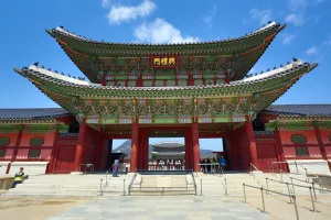 Heungnyemun Gate at Gyeongbokgung Palace in Seoul, Korea