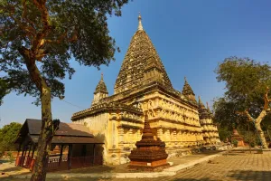Burma: Mahabodhi Pagoda in Old Bagan, Bagan, Myanmar (Burma)