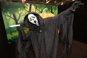 Costume: MCM London Comic Con, Excel, London, UK - 22 Oct 2021