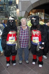 Gorillas: Bill Oddie at the Great Gorilla Run