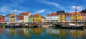 Building: Panoramic of coloured houses, Nyhavn Quay in Copenhagen, Denmark