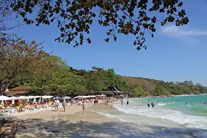 Scene: Phai Bay beach on Koh Samet island, Thailand