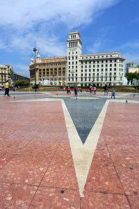 Place: Placa de Catalunya and Banco Espanol de Credito in Barcelona, Spain