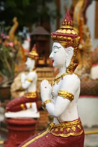 Chiang Mai: Praying statue at Wat Lam Chang Temple in Chiang Mai, Thailand