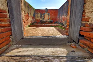 Architecture: Ruins of Wat Wora Chet Tha Ram Temple, Ayutthaya, Thailand