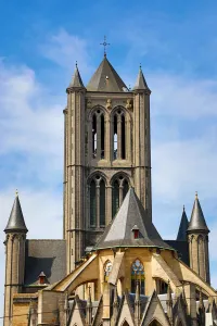 Statue: Sint Niklskerk, Saint Nicholas Church, Ghent, Belgium