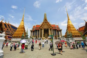 ThaiOrientalArchitecture: Spires and golden chedi, Wat Phra Kaew