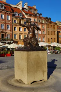 Warsaw: Statue of Syrena the Mermaid in the Old Town Market Place in Warsaw, Poland
