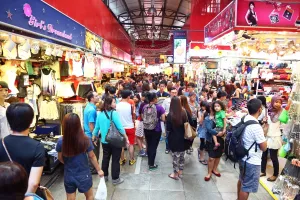 Market: Street market near Temple Street in Chinatown in Singapore, Republic of Singapore