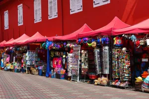 Melaka: Tourist souvenir shops in Dutch Square, known as Red Square, in Malacca, Malaysia