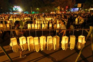 Loy Krathong, Chiang Mai: Yee Peng, Loy Krathong Festival begins in Chiang Mai, Thailand