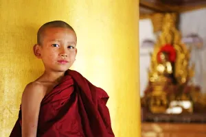 Monastery: Young monk at the Atum Ash Monastery, Mandalay, Myanmar (Burma)